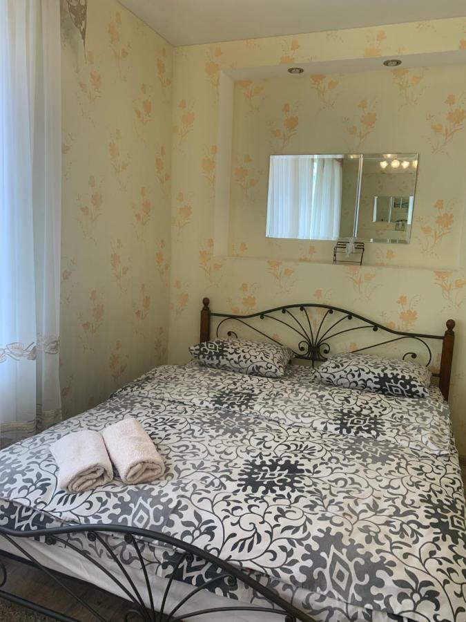 александра поля проспект Apartment
